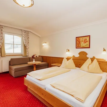 Lammwirt Szálloda 4*